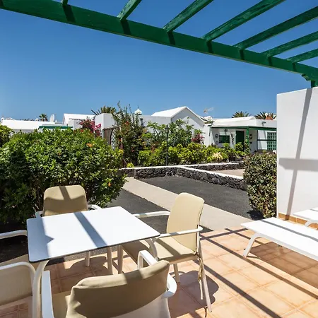 Apartamentos Livvo Las Gaviotas Puerto del Carmen  Exterior photo